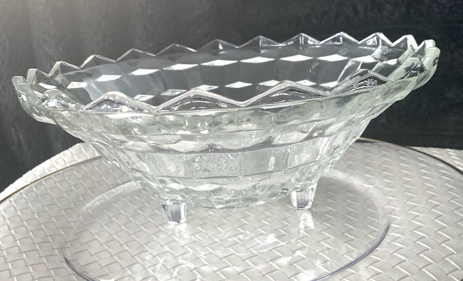 Fosteria Cubist American Three Footed Crystal Centerpiece Fruit Bowl