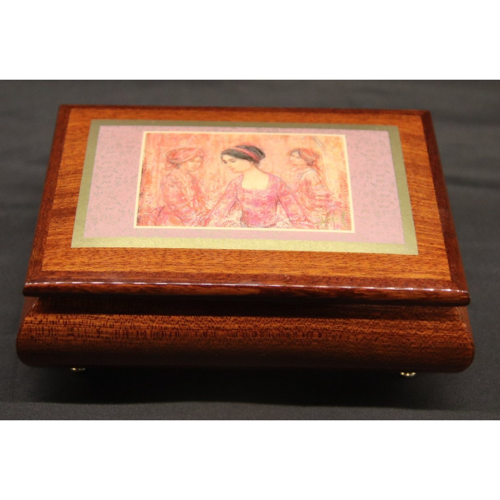 Reuge Edna Hibel Music Box Made in Italy 