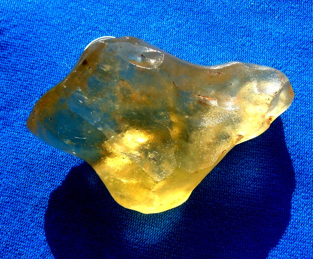 Libyan Desert Glass Meteorite Tektite impact specimen( 515 ct)Dimples Super AAA+