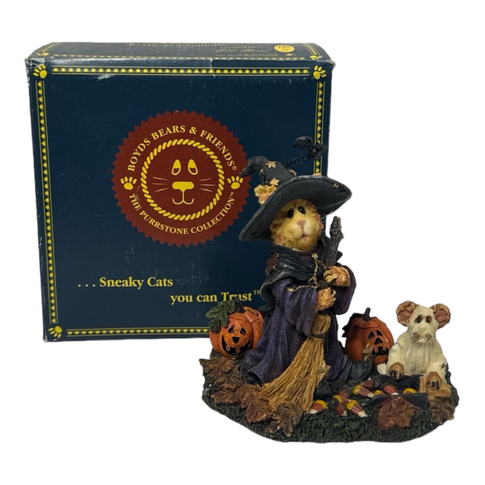 Boyds Bears figurine 