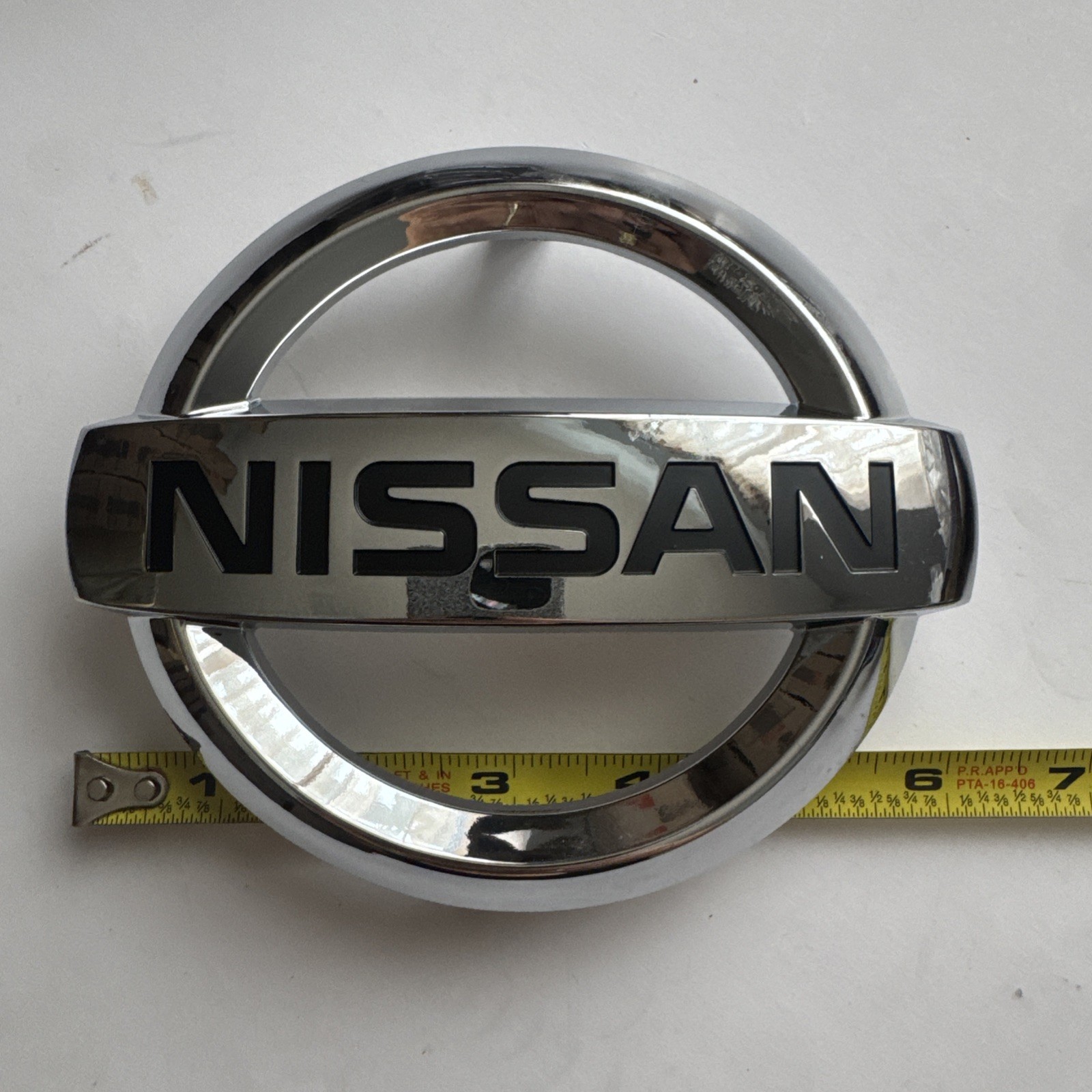 , Beautiful Condition, Nissan Genuine ZE1 Leaf Front Emblem with Front Camera , Beautiful Condition, Nissan Genuine ZE1 Leaf Front Emblem with Front Camera