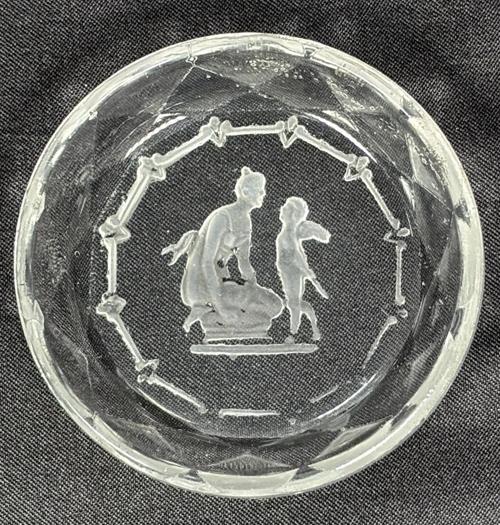 ATQ Art Deco Heinrich Hoffman Glass Salt Cellar Dip Intaglio Clear Woman Cherub ATQ Art Deco Heinrich Hoffman Glass Salt Cellar Dip Intaglio Clear Woman Cherub