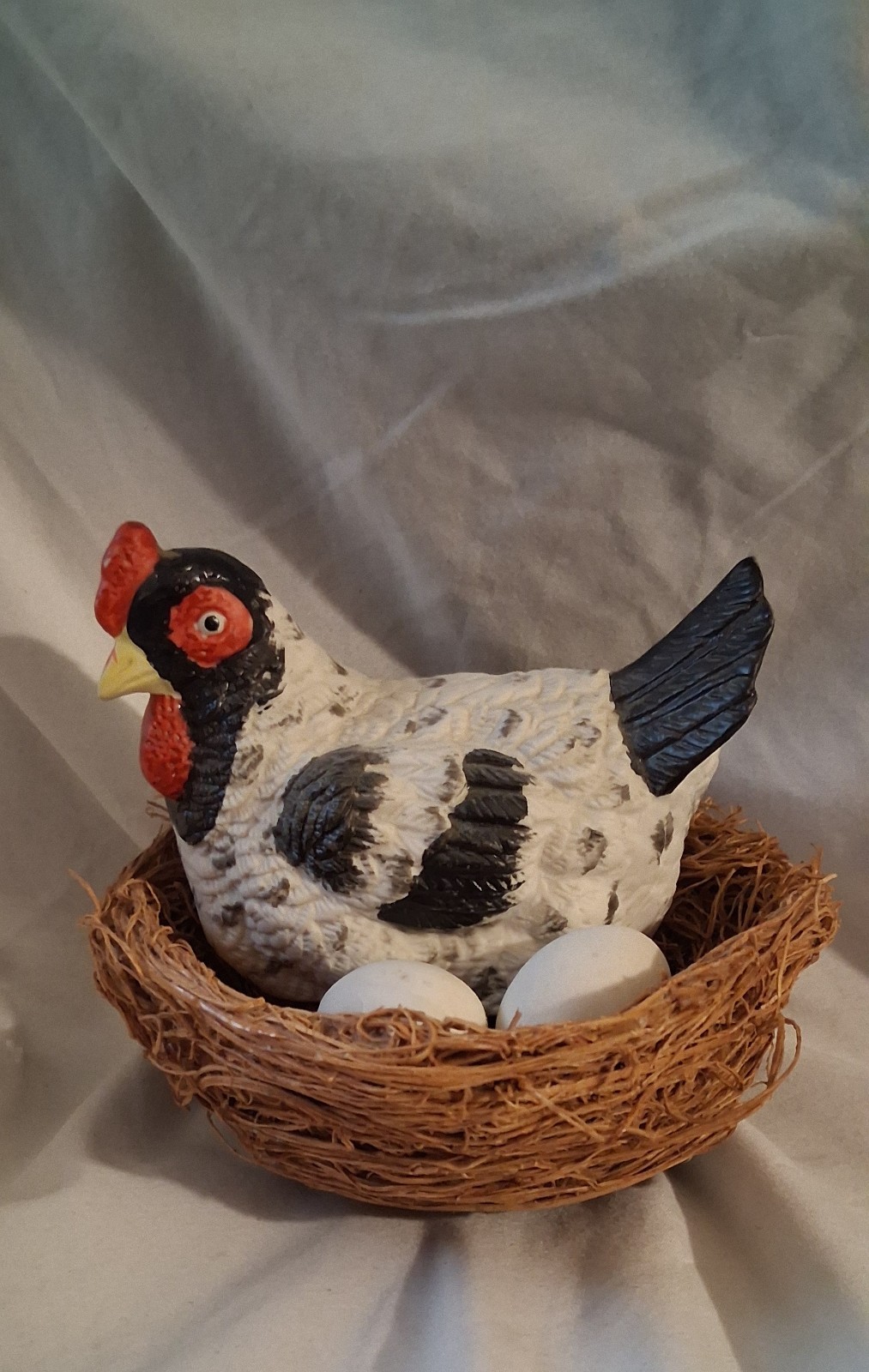 Vtg Homco Style Porcelain Hen & Nest Figurine Woven Basket Country Rustic Decor