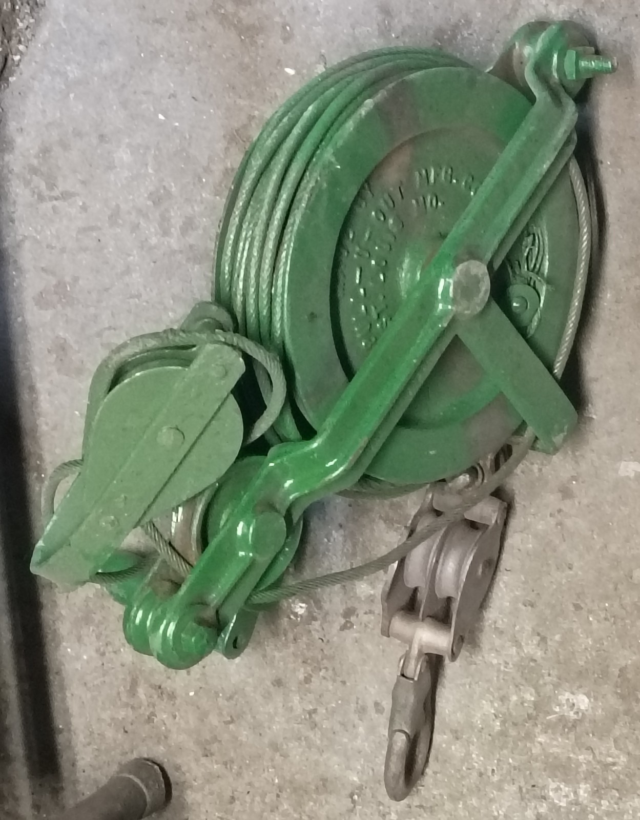 Vintage Pull-Rite Pulley with Hook and Chain