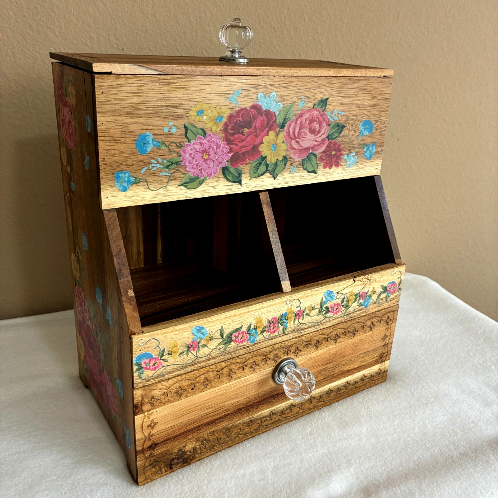 Pioneer Woman Sweet Rose Acacia Wood Coffee Pod Tea Storage Organizer-NEW