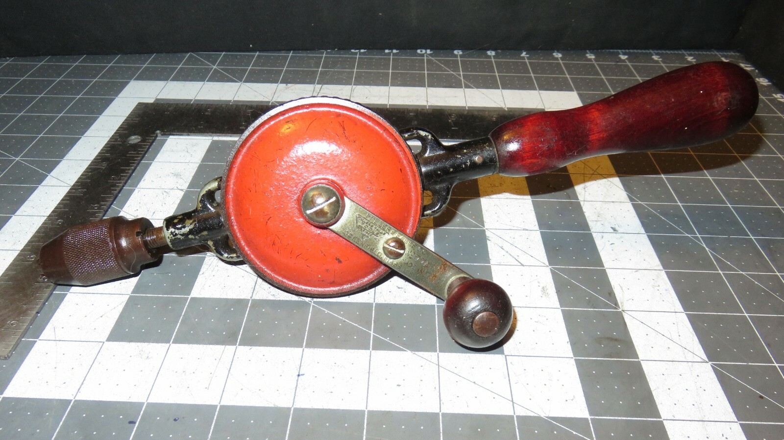 Vintage Millers Falls 77A Single Speed Hand Drill Egg Beater
