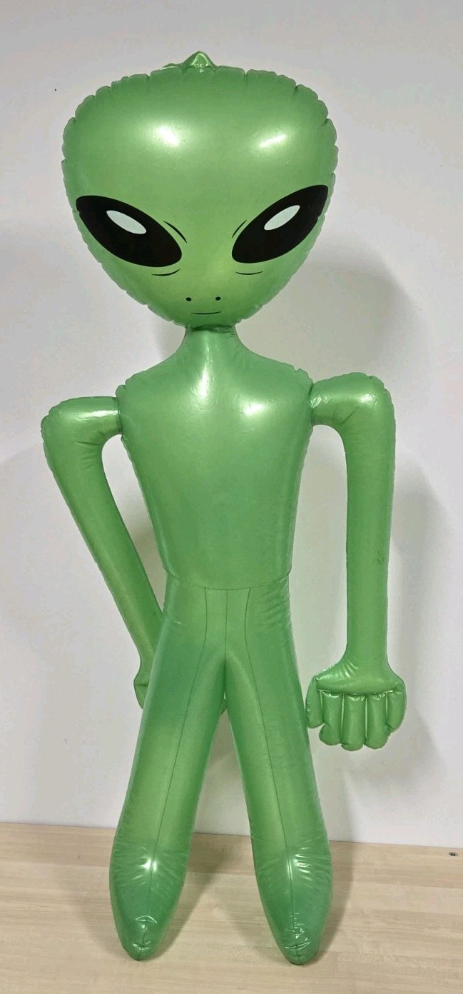 Vintage 1999 Northeast Import Alien Blow Up Inflatable Space Man 48” Green