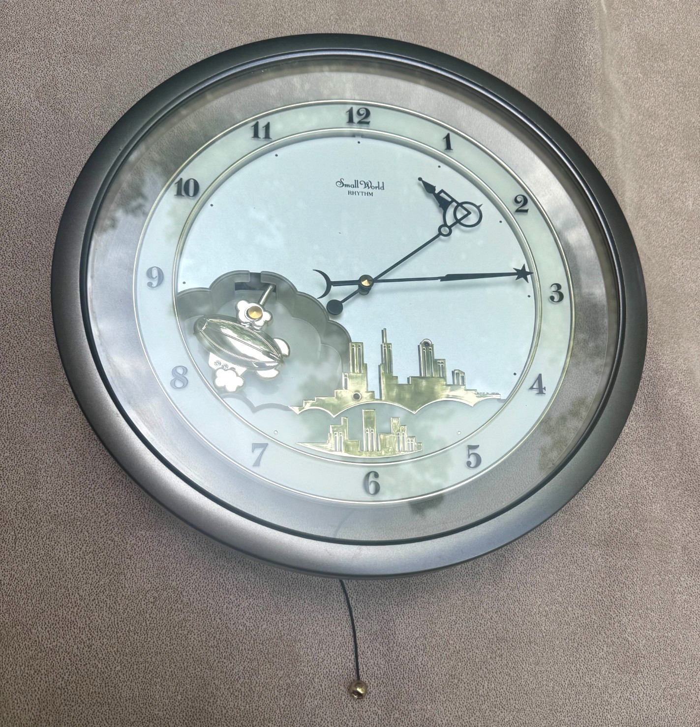 Rhythm Small World Blimp City Skyline Motion Clock 4MH689 FOR PARTS ONLY