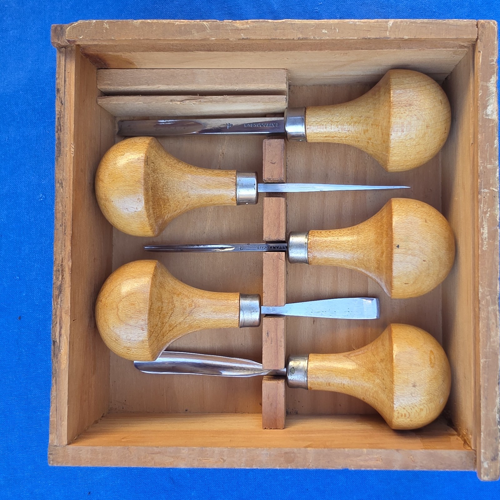 Cattaraugus Cutlery Co Official Boy Scouts Woodcarving Set