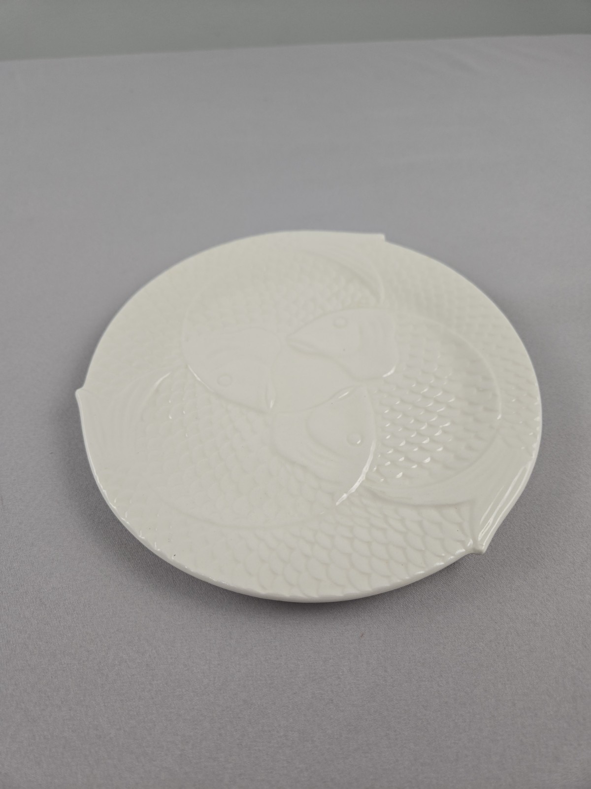 Shafford Japan Handpainted Fish Embossed Plate, 7 Inches