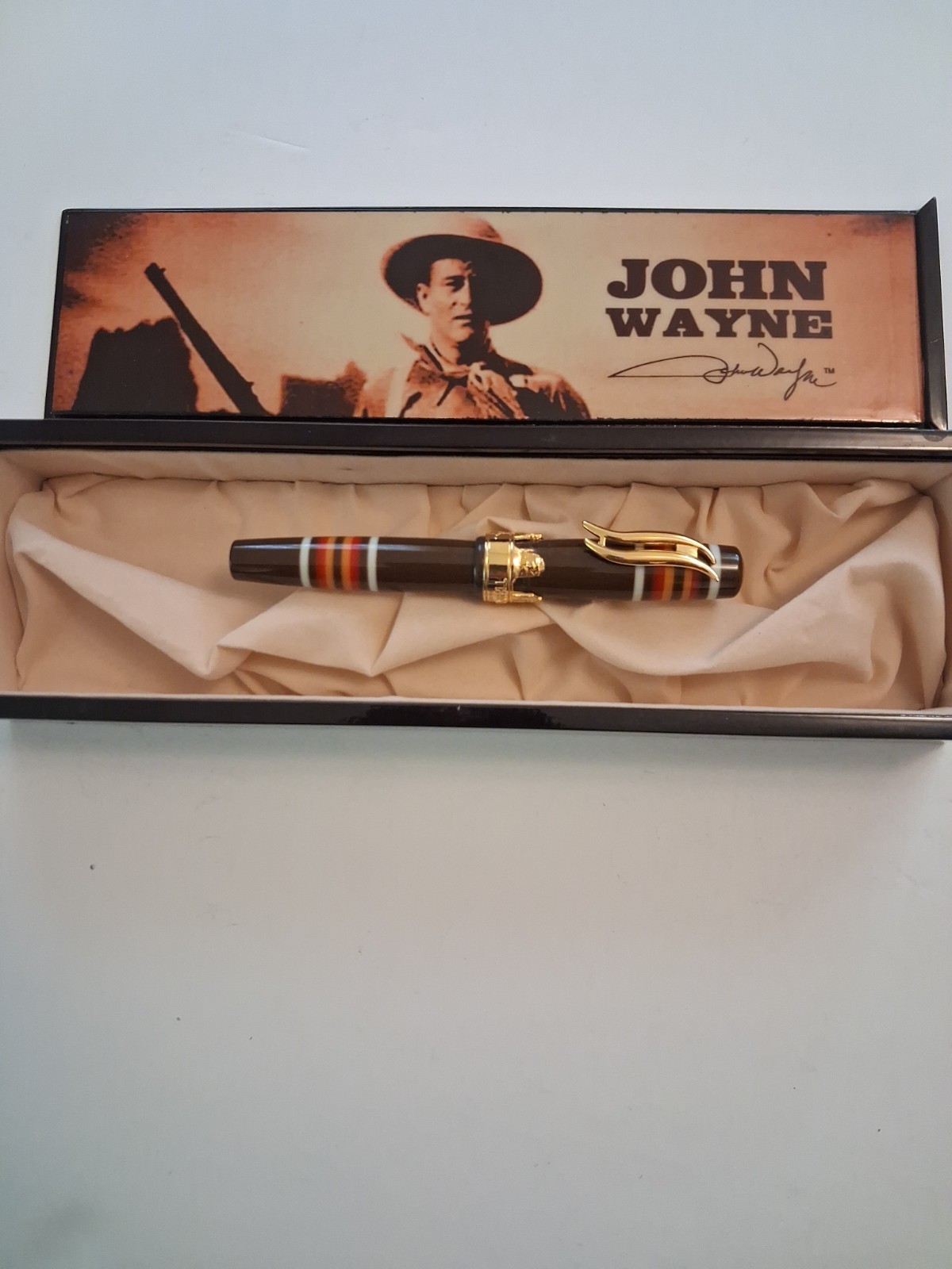 Think John Wayne Limited Edition Pen Set with Lacquered Presentation Box Think John Wayne Limited Edition Pen Set with Lacquered Presentation Box