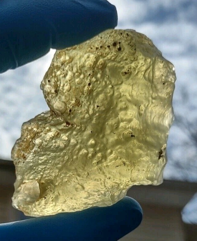 AAA+ museum quality The VERY BEST  Natural Libyan Desert Glass 625ct