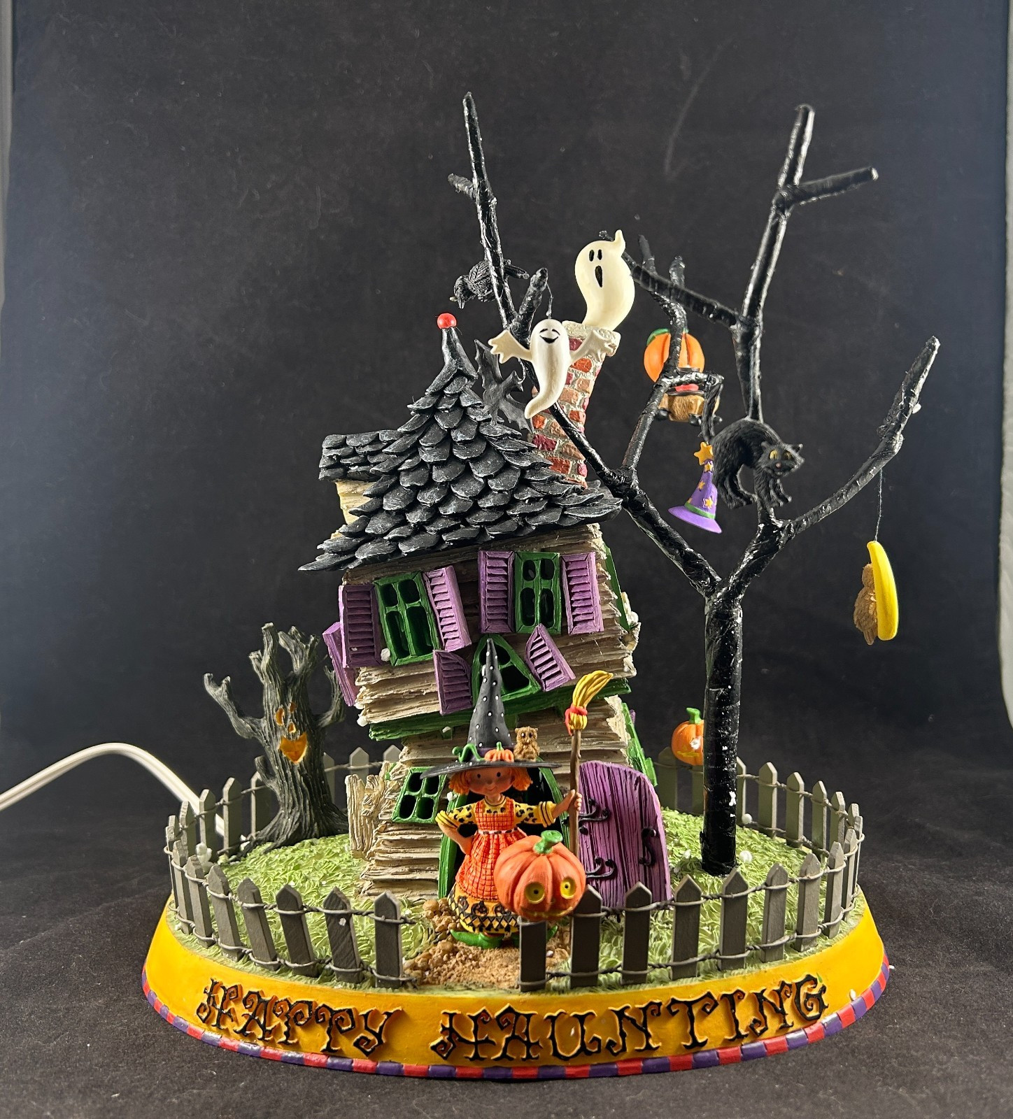 MARY ENGELBREIT ENESCO 2002 TINY TEENY HALLOWEENY LIGHT UP HAUNTED HOUSE IN BOX