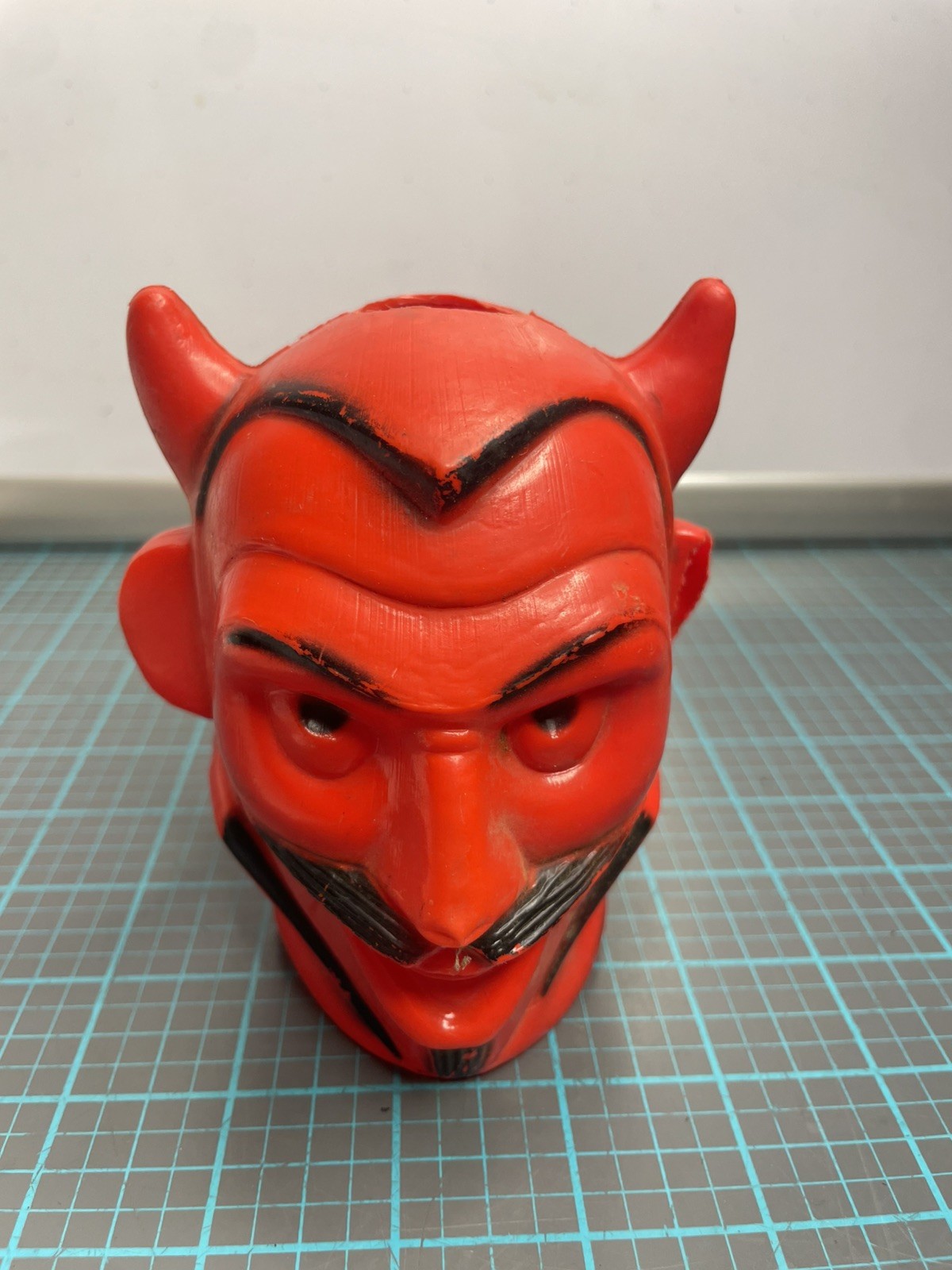 Vintage 1950\'s Halloween Devil Blow Mold Head For Lamp 4.5 Inches Tall Vintage 1950\'s Halloween Devil Blow Mold Head For Lamp 4.5 Inches Tall