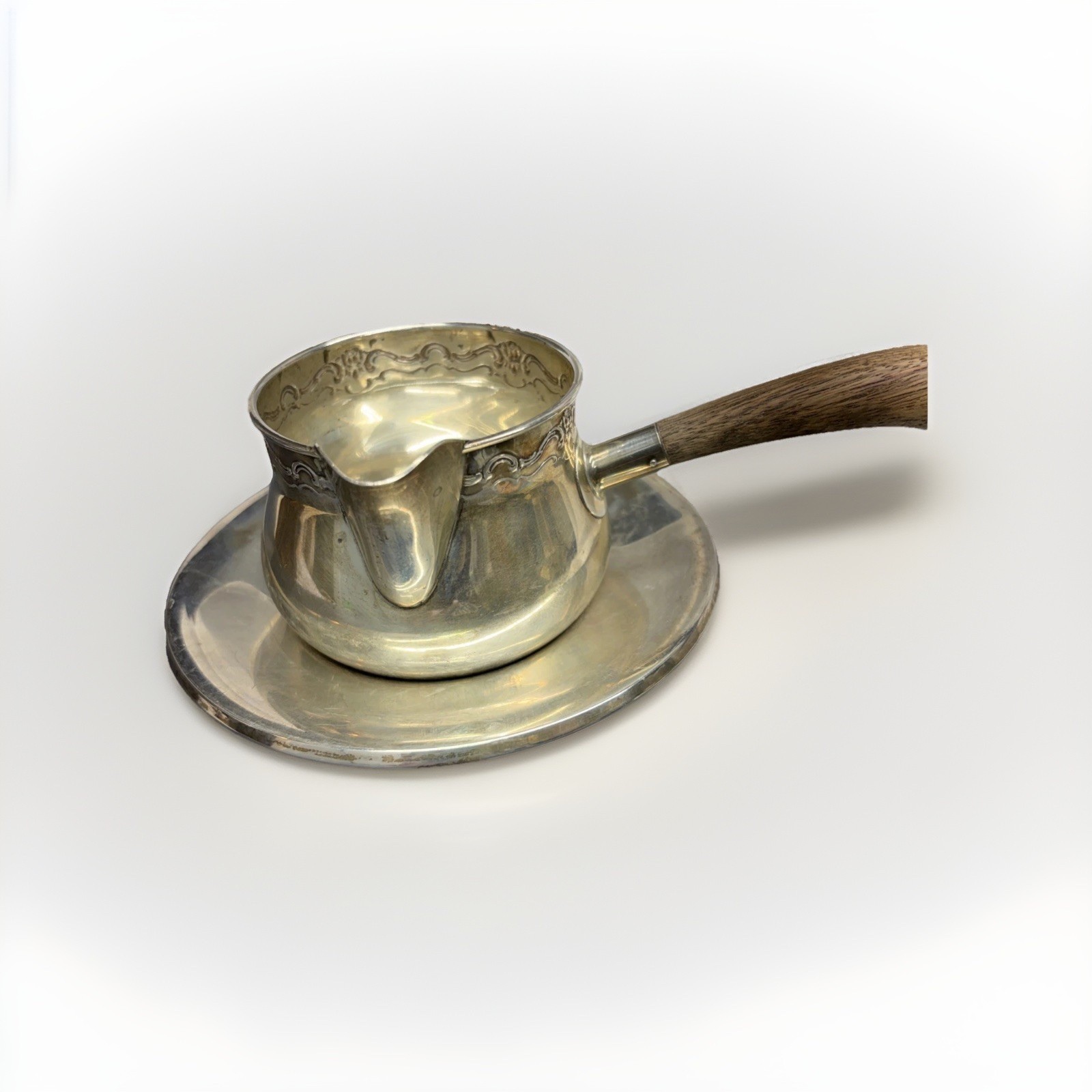 Sterling Silver Sauce Pot, Wooden handle on Sterling Dish TOWLE 647 / 06
