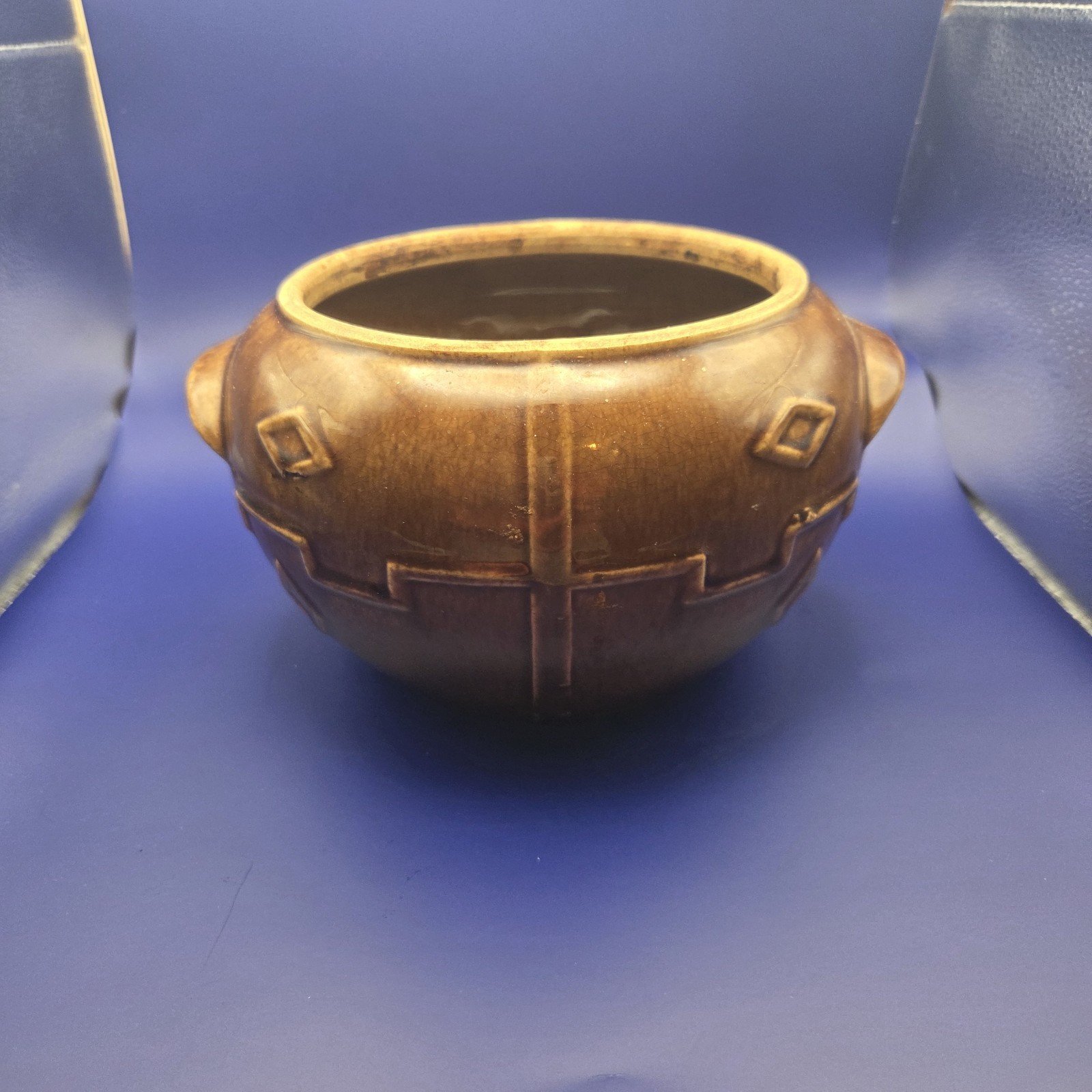 Vintage USA Pottery Brown Stoneware Bean Pot – Geometric Diamond Motif –...