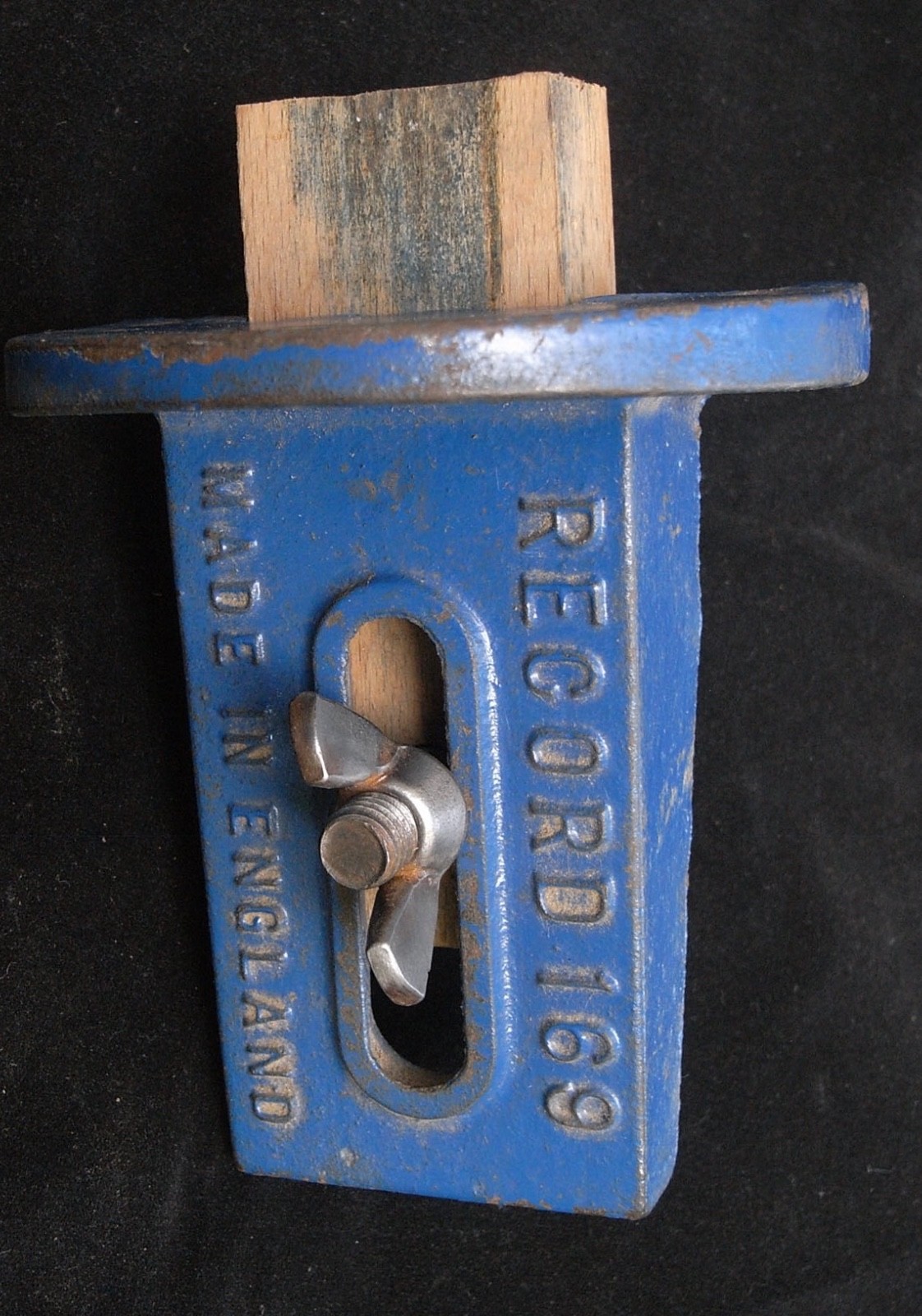 VINTAGE UNUSED RECORD NO 169 HEAVY DUTY ,CAST STEEL, UNDER TABLE BENCH STOP