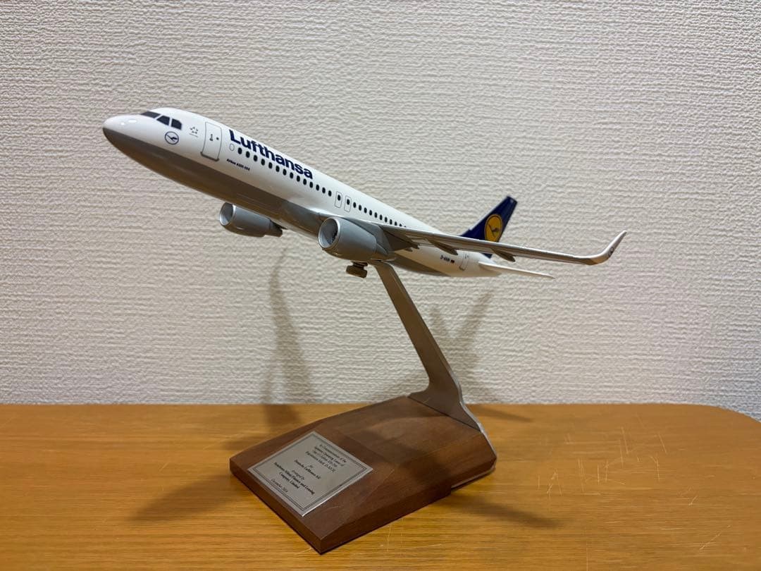 1/144 A320 Pacmin Lufthansa Model 1/144 A320 Pacmin Lufthansa Model