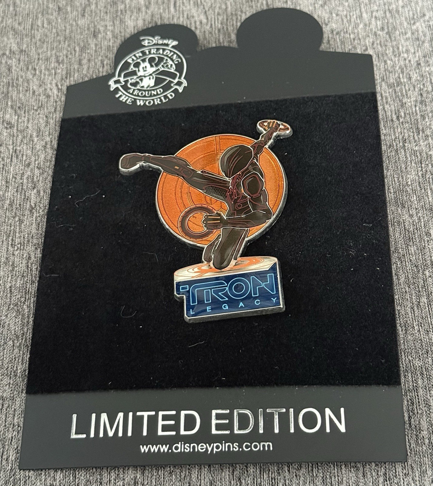 DISNEY SHOPPING TRON LEGACY RINZLER LIMITED EDITION 100 PIN ~ 
