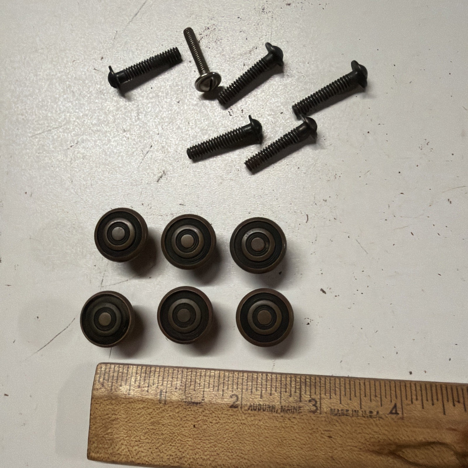Vintage VV-215 # 74157 Victor PHONOGRAPH Part  6 Cabinet Door & Drawer Knobs