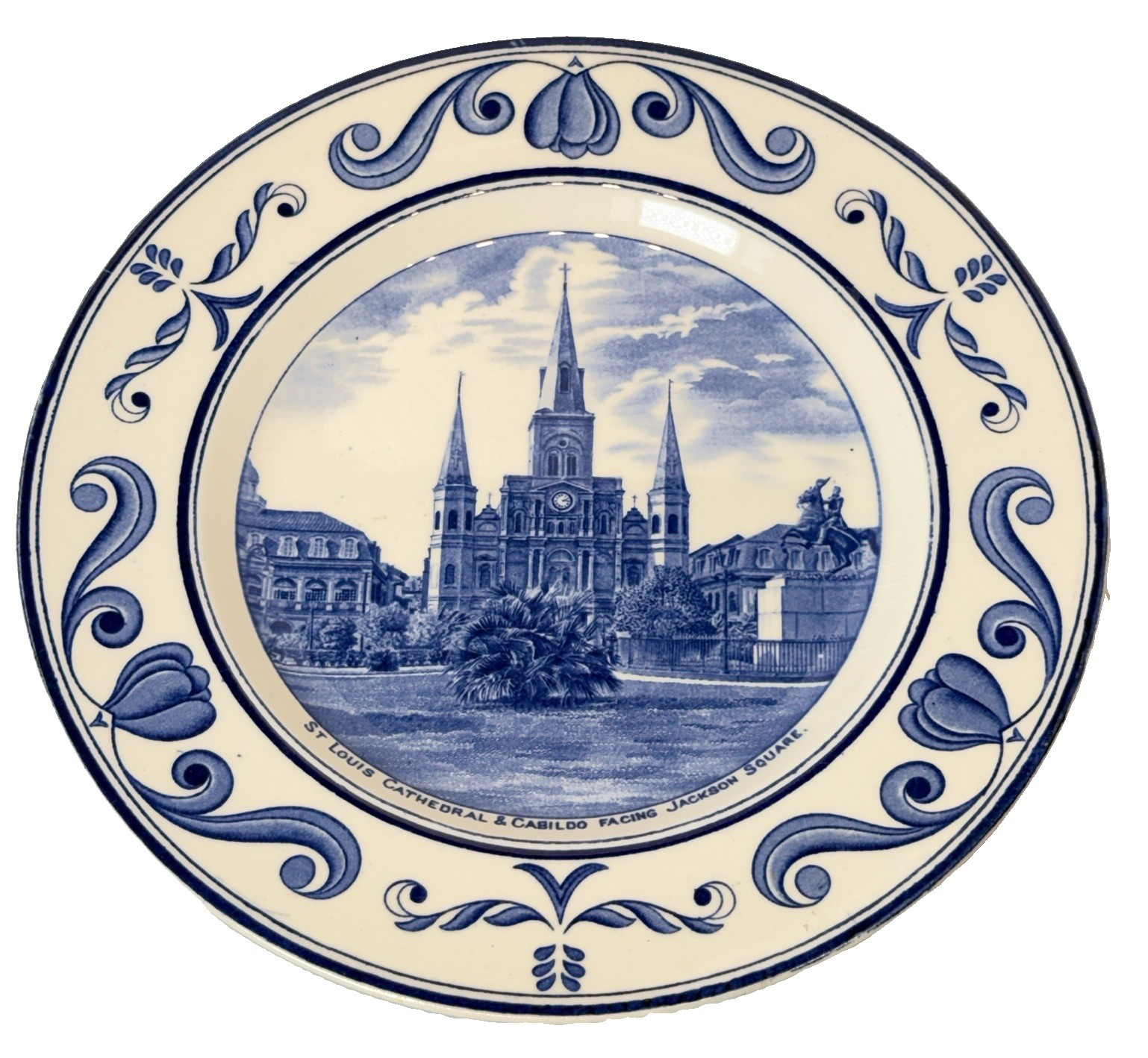 NEW ORLEANS LA Antique ST LOUIS CHURCH JACKSON SQ Souvenir CROWN DUCAL PLATE NEW ORLEANS LA Antique ST LOUIS CHURCH JACKSON SQ Souvenir CROWN DUCAL PLATE