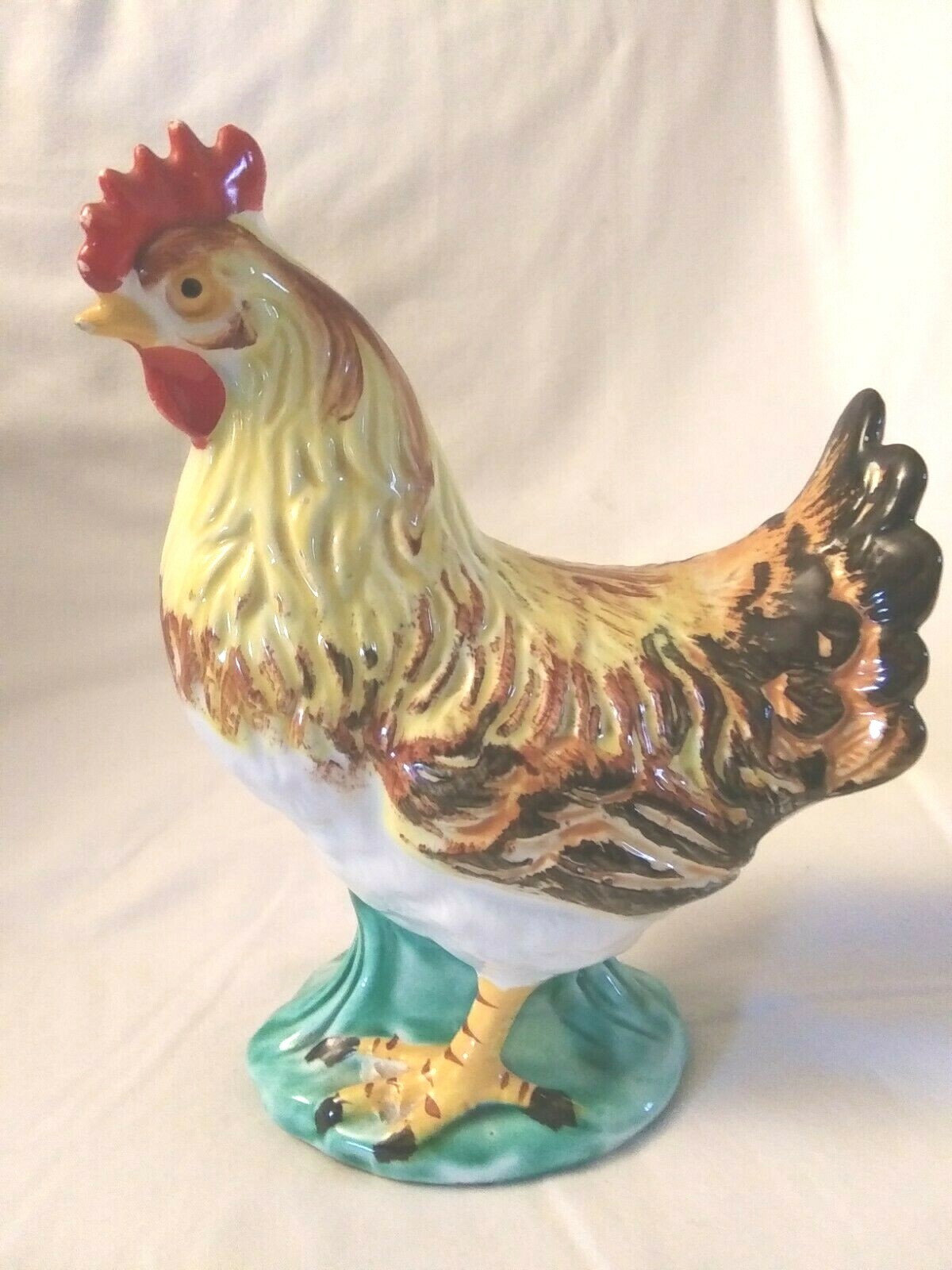 LEFTON Chicken Rooster Figurine WITH RED FOIL LABEL # 2396 Made In Japan