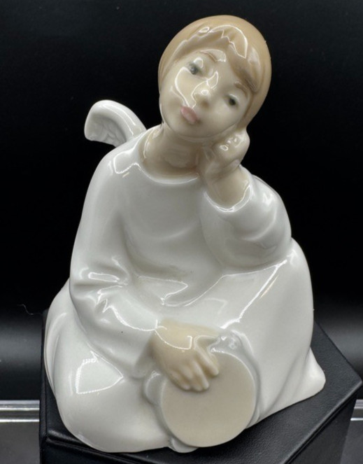 VTG 1970s NAO by Lladro Dreaming Angel w/ Tambourine Made in Spain -Signed VGC
