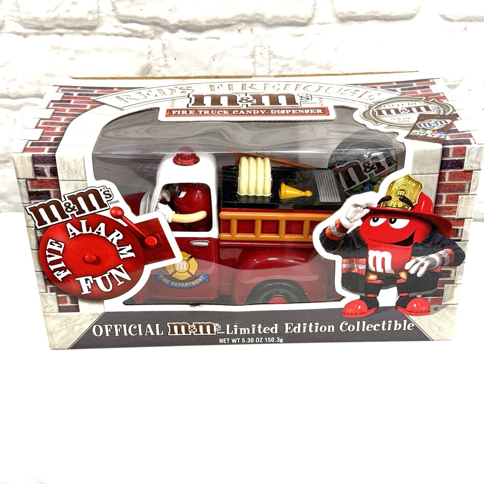 M&M’s 5 Fire Alarm Fire lTruck Candy Dispenser Official Limited Edition New