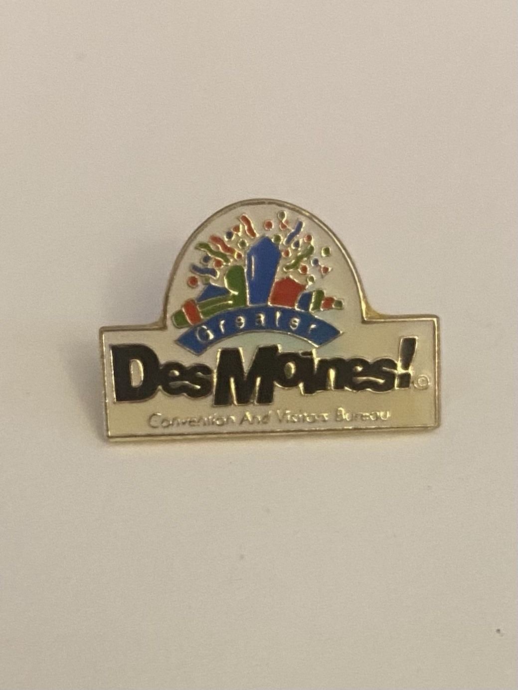 Greater Des Moines Convention And Visitors Bureau Lapel Pin P184