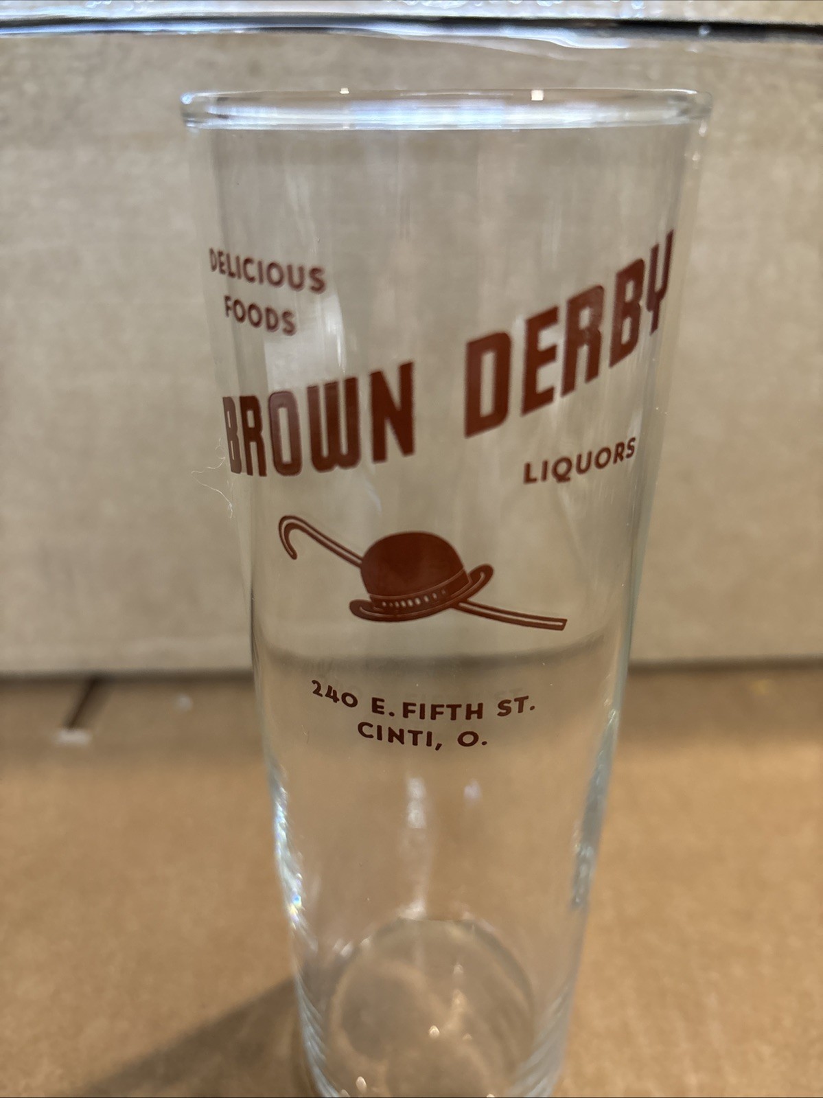 VINTAGE BROWN DERBY LIQUOR STORE HIGHBALL GLASS CINCINNATI OH DELICIOUS FOODS #N