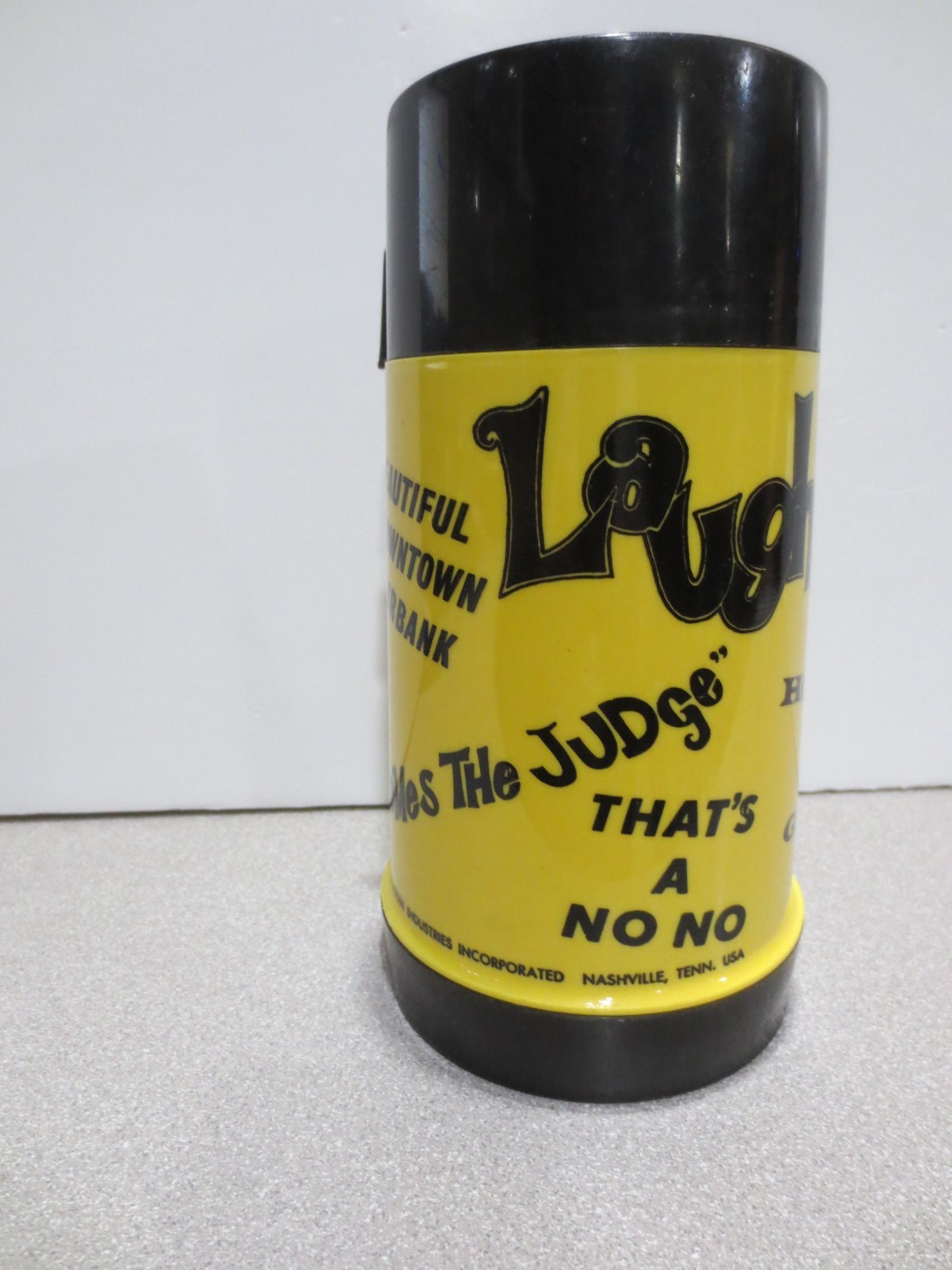 Vintage LAUGH IN Rowan & Martin NBC Comedy ALADDIN Thermos Bottle 1970