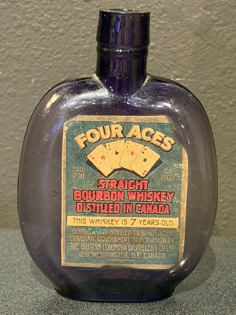 Antique FOUR ACES Bourbon Whiskey Bottle Amethyst Purple Glass Prohibition Era