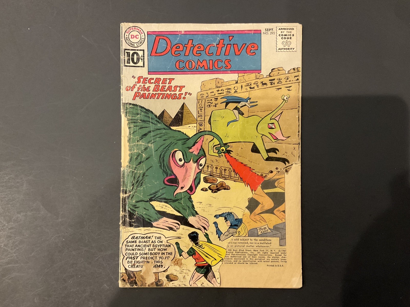 Detective Comics-Batman-Issue #295 *Secret of the Beast Paintings* 