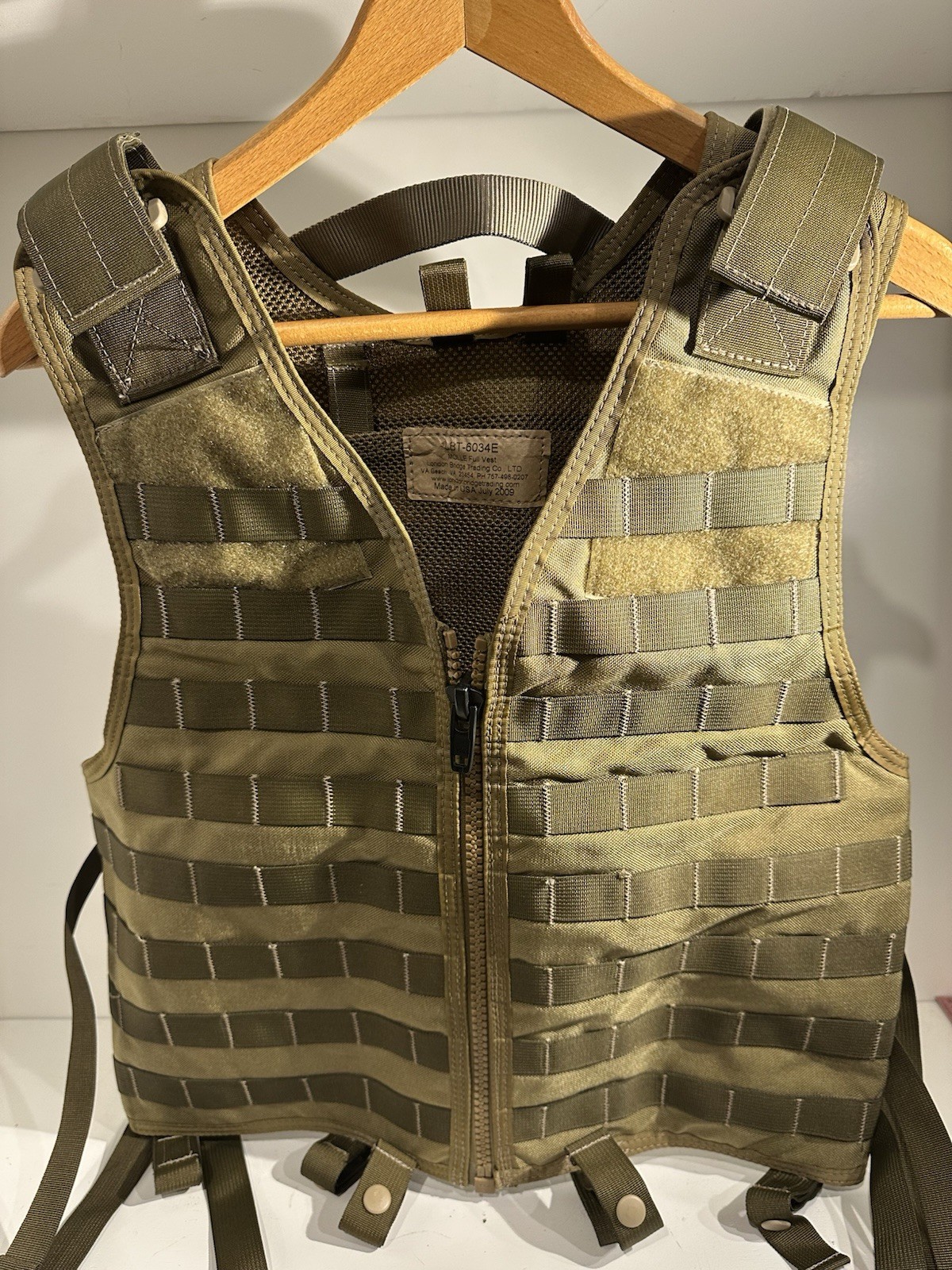 London Bridge LBT-6034 E MOLLE Full Vest Load Carrier - Military Gear July 2009 London Bridge LBT-6034 E MOLLE Full Vest Load Carrier - Military Gear July 2009