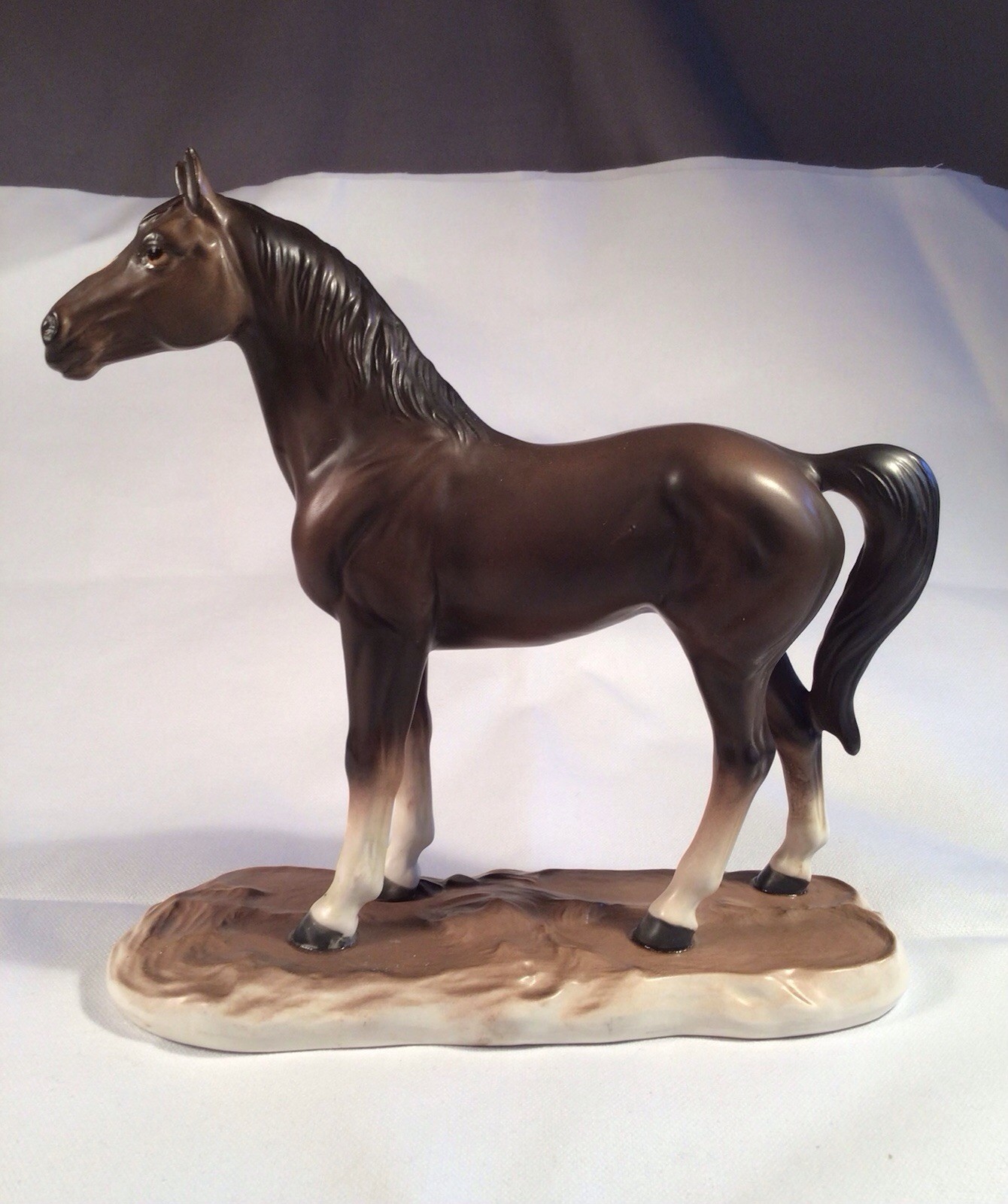 Classic Porcelain Ceramic Horse Figurine Arabian Mare Brown Japan Vintage