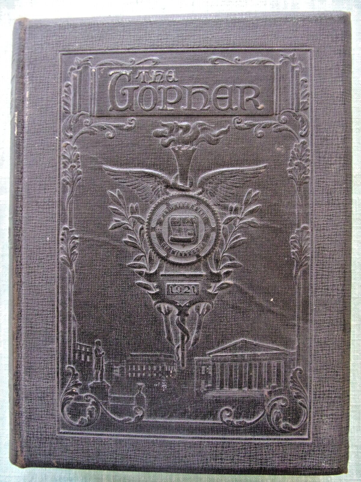 1921 