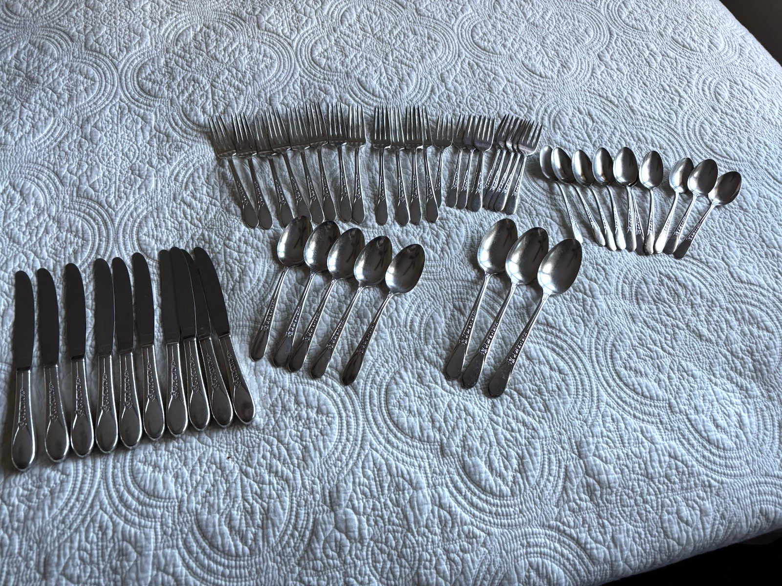 WM ROGERS PRISCILLA OR LADY ANN LOT OF 50 PIECES SILVERPLATE