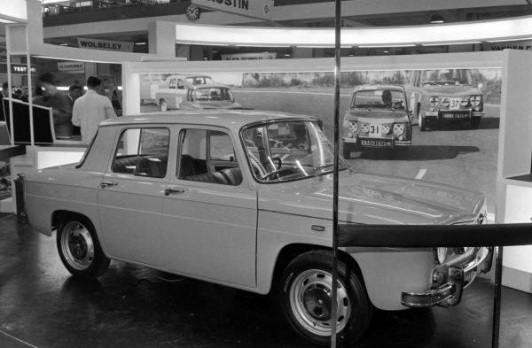 Renault 8 1968 Advertising Motor Show Car Old Photo