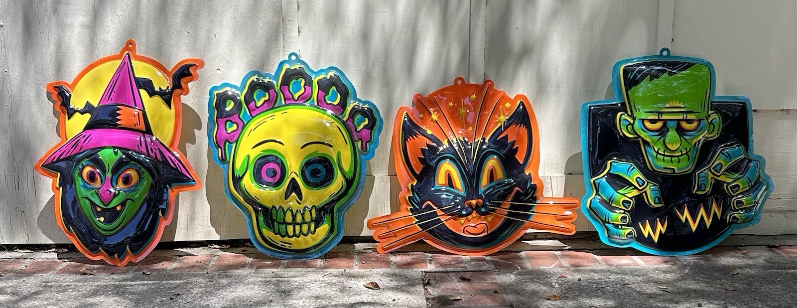 3D Retro Style Spooky Halloween Hyde Eek Large Wall Art Set of 4 3D Retro Style Spooky Halloween Hyde Eek Large Wall Art Set of 4