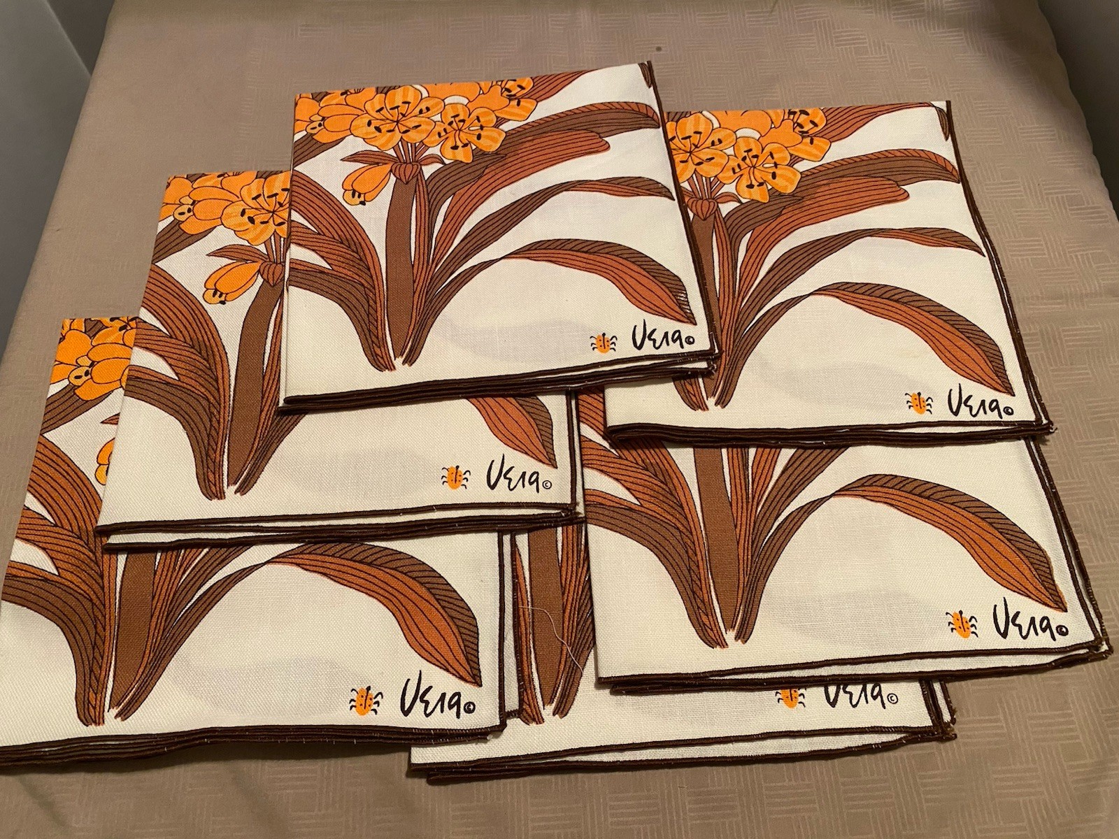 Vintage Vera Neumann Set Of 6 Orange/Brown Cloth Napkins MCM - Never Used Vintage Vera Neumann Set Of 6 Orange/Brown Cloth Napkins MCM - Never Used