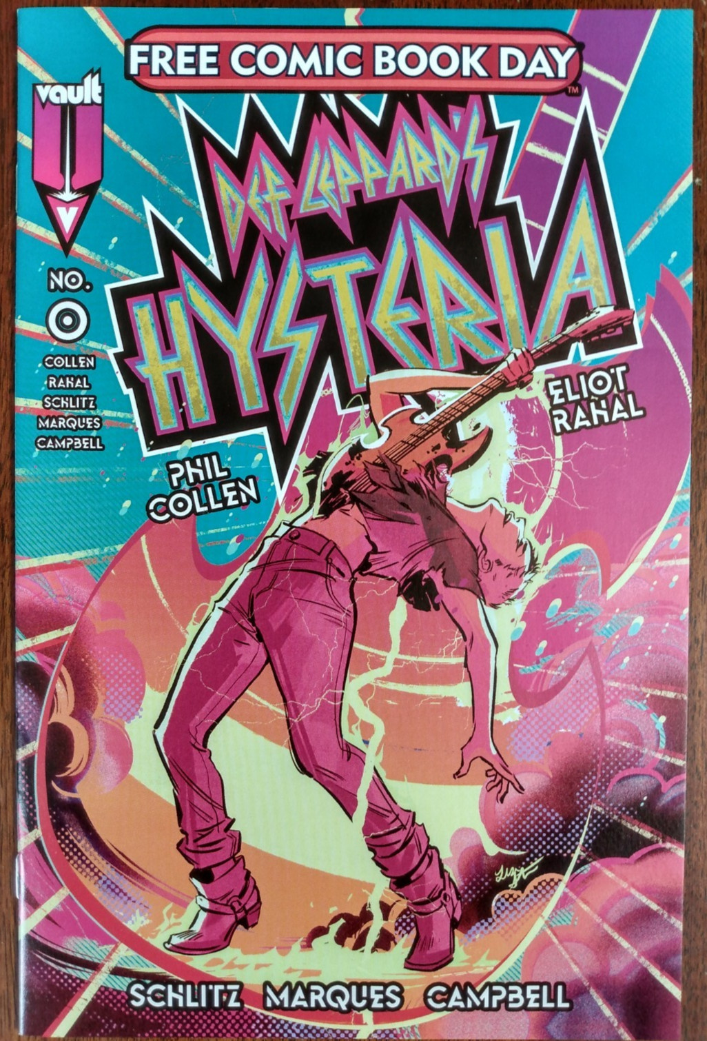 DEF LEPPARD HYSTERIA-9.8 NM/M RNG/REAL PICS/EXCLUSIVE FCBD HORROR 2025-NO STAMP