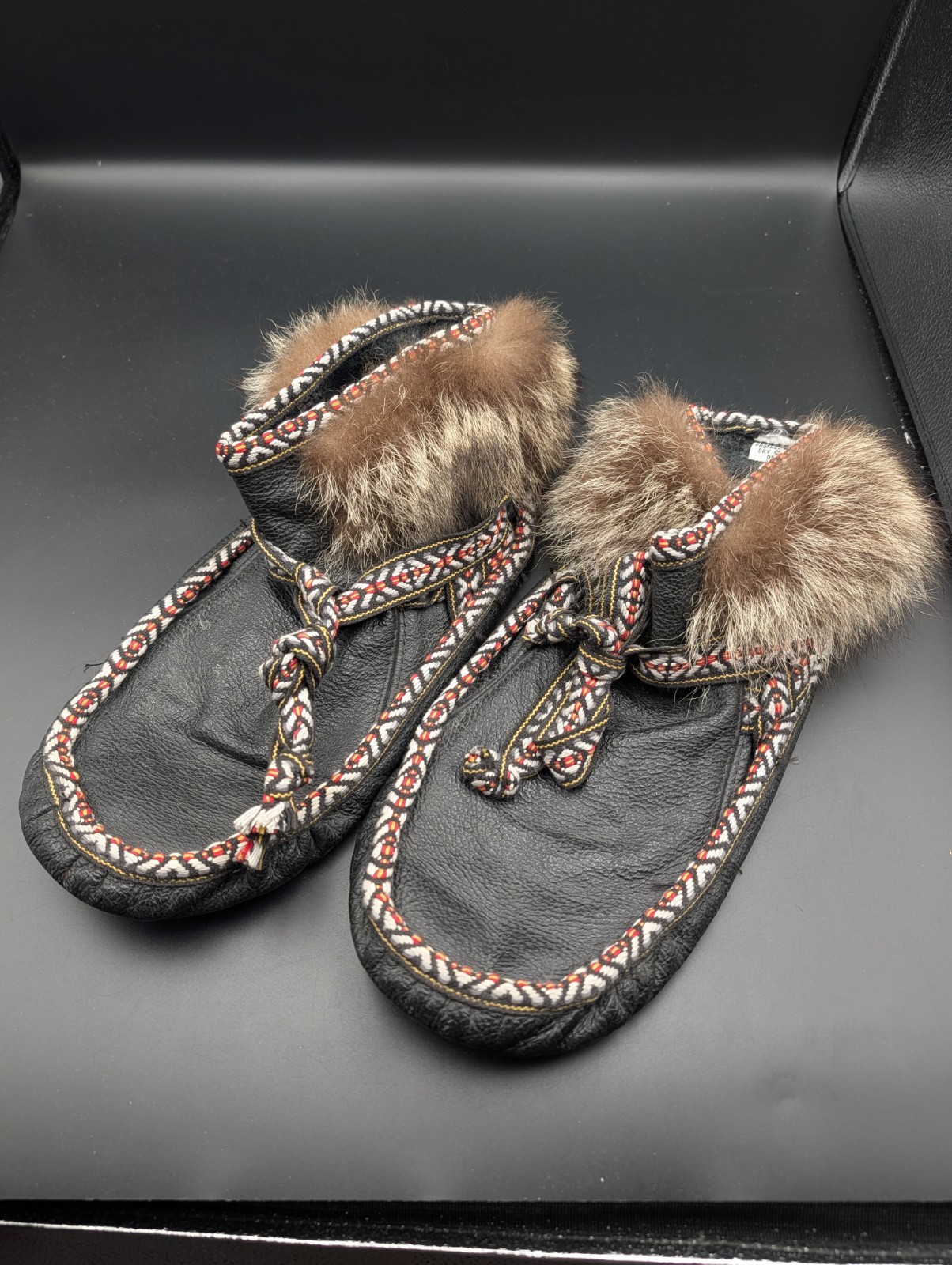 Vintage Handmade Mukluks Slippers Real Fur Leather Winter Native Men's Large 