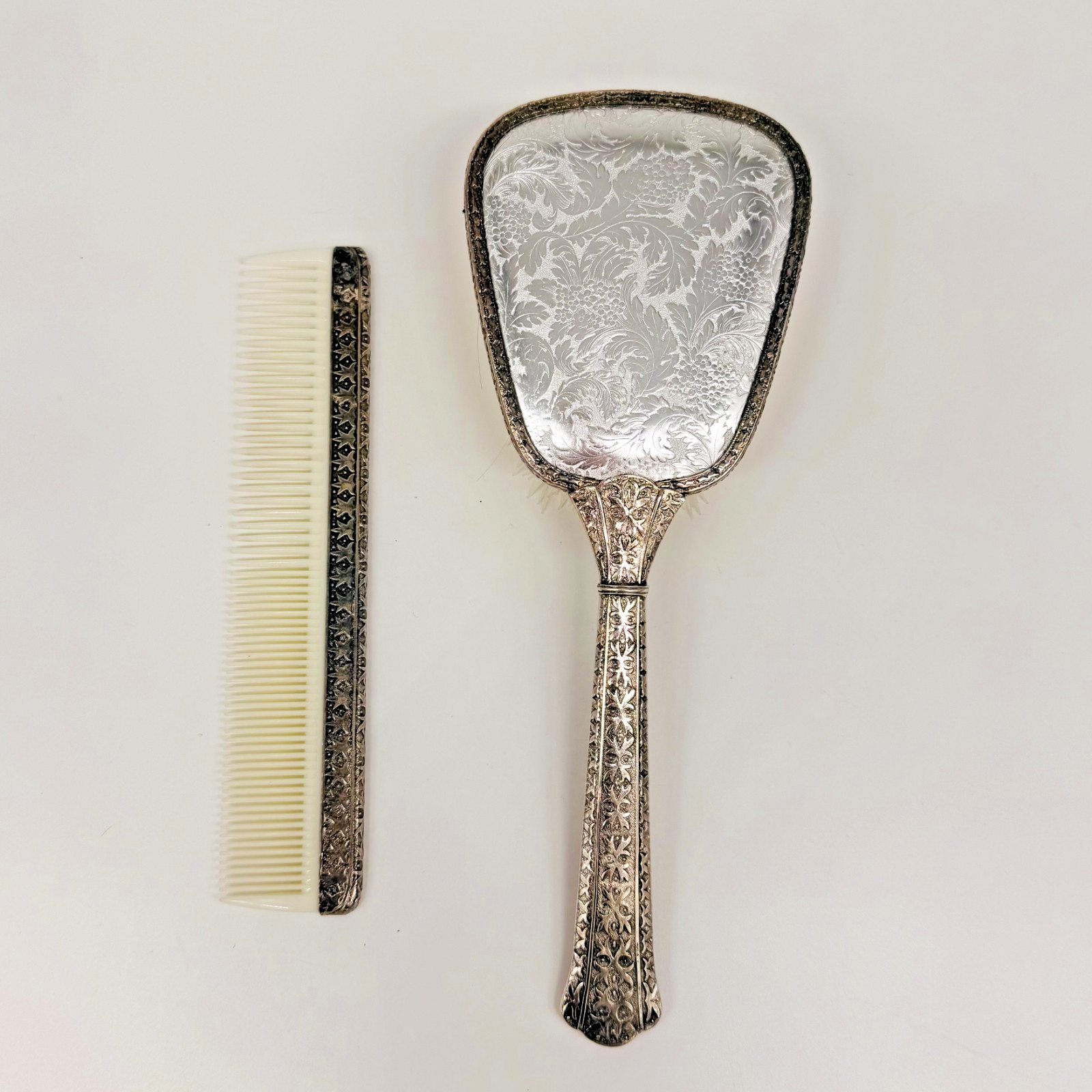 Vintage 1940s-50s Ornate Silver Plate Hair Brush Comb Vanity Set