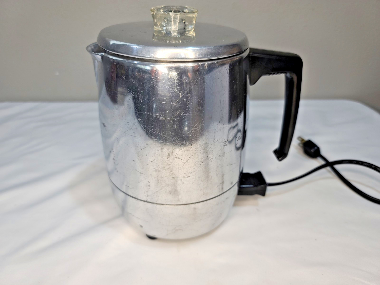 VINTAGE 1950s DOMINION 1626 ELECTRIC PERCOLATOR - WORKS GREAT VINTAGE 1950s DOMINION 1626 ELECTRIC PERCOLATOR - WORKS GREAT