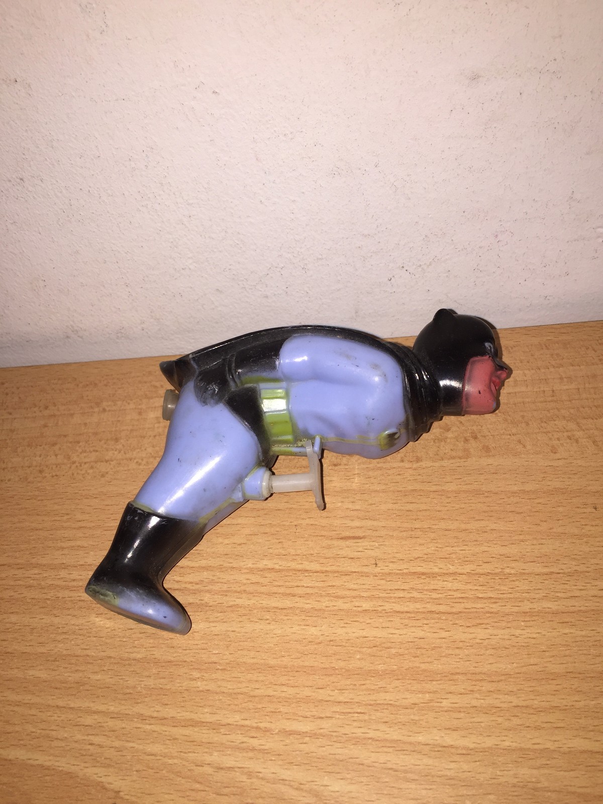 BATMAN WATER GUN SUPERHERO Vintage 1966 copy-16098 BATMAN WATER GUN SUPERHERO Vintage 1966 copy-16098