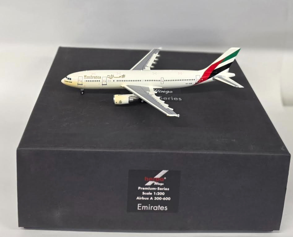 Herpa Premium 1:200 Scale Airbus A300-600 Emirates A6-EKM