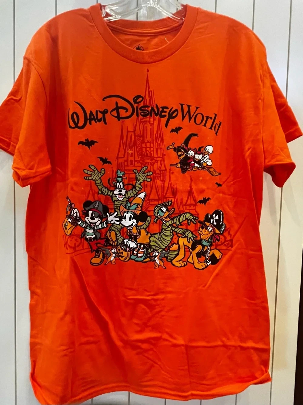 Walt Disney World Halloween 2026 3XL Orange T-Shirt Mickey Mouse and Friends