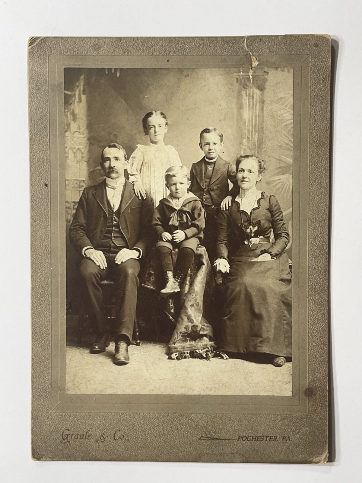 Antique 1880s Cabinet Card Photo Family Studio Portrait Photo - Rochester, PA