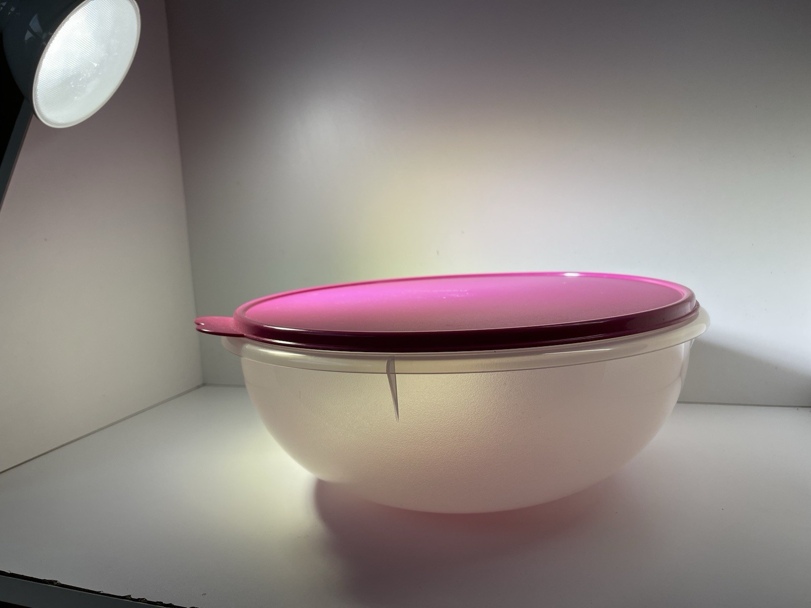 New Tupperware Fix And Mix Bowl With Pink Seal