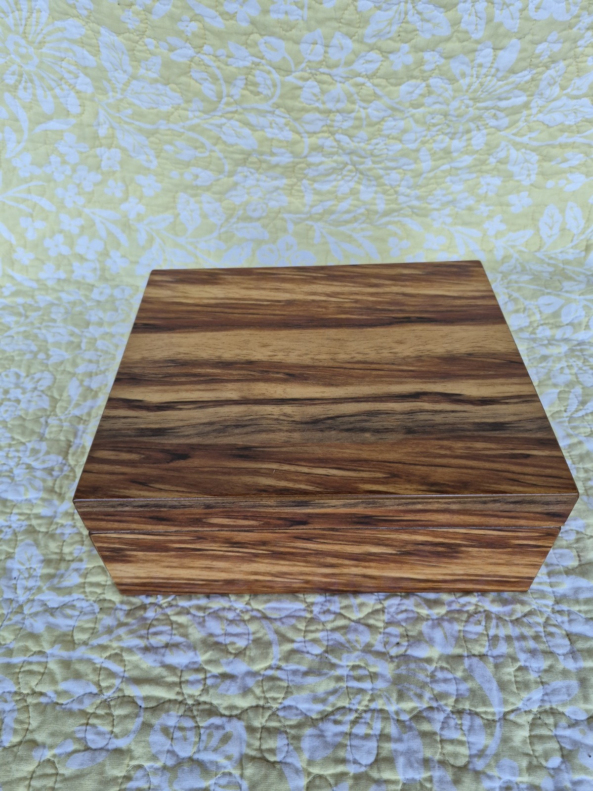 Golden Mahogany Wood Burl Box, Old Humidor By Quality Importers New